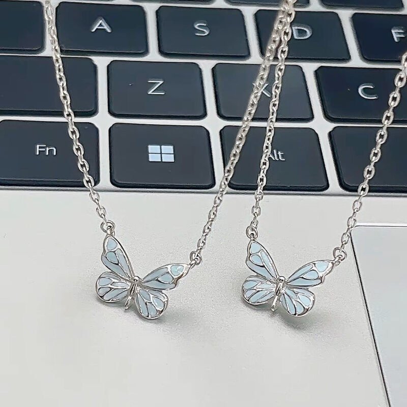 Fashion Blue Luminous Butterfly Necklace Bracelet Set For Glow In The Dark Women Clavicle Chain Choker Party Jewelry Set Gift - Image 2